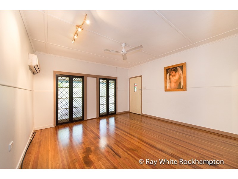 54 Meade Street, Wandal QLD 4700