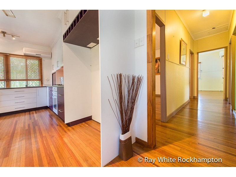 54 Meade Street, Wandal QLD 4700