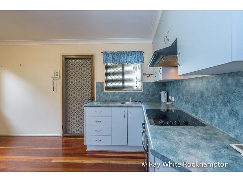 26 Locke Street, Kawana QLD 4701