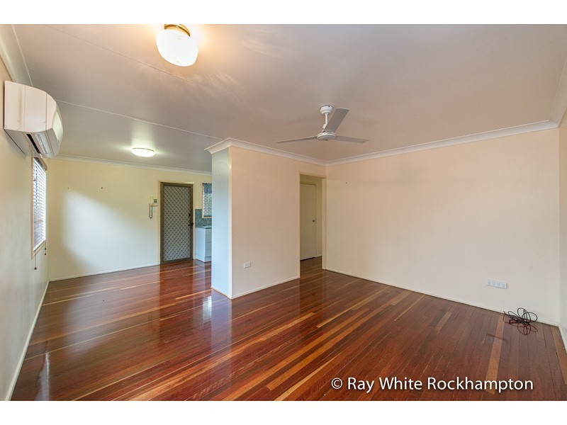 26 Locke Street, Kawana QLD 4701