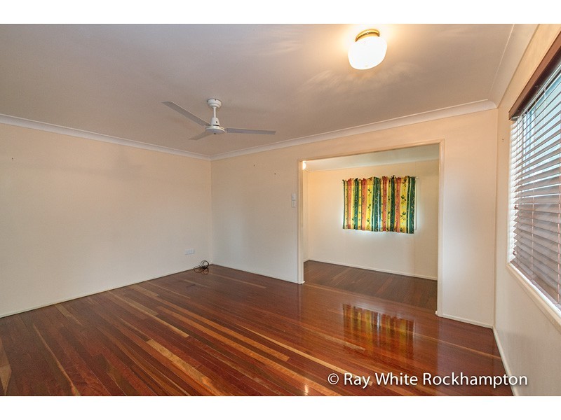 26 Locke Street, Kawana QLD 4701