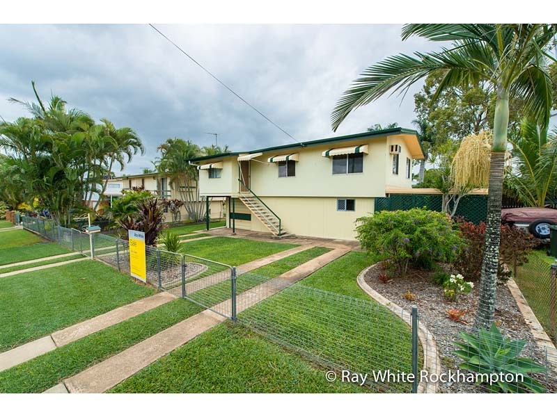 26 Locke Street, Kawana QLD 4701