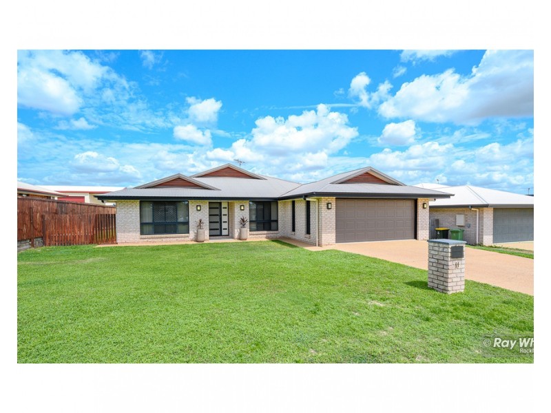 11 William Close, Gracemere QLD 4702