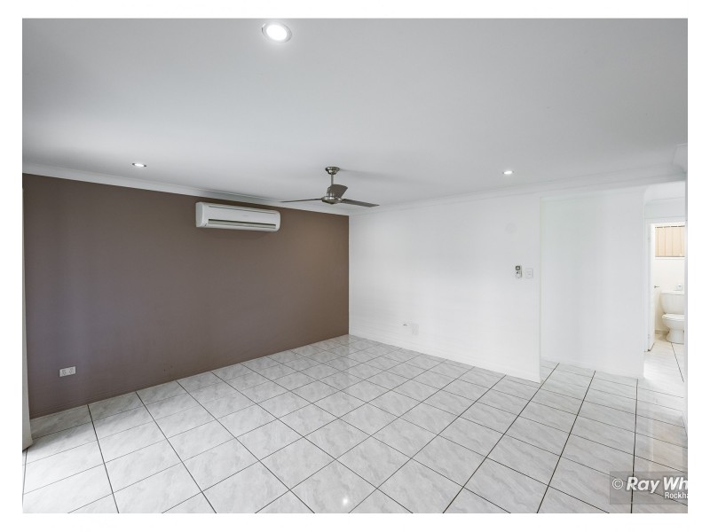 11 William Close, Gracemere QLD 4702