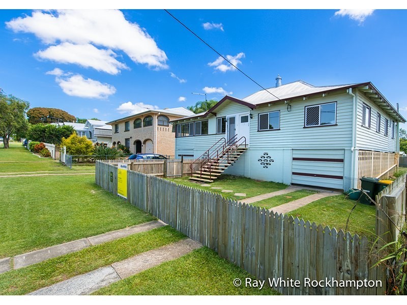 10 Ward Street, The Range QLD 4700