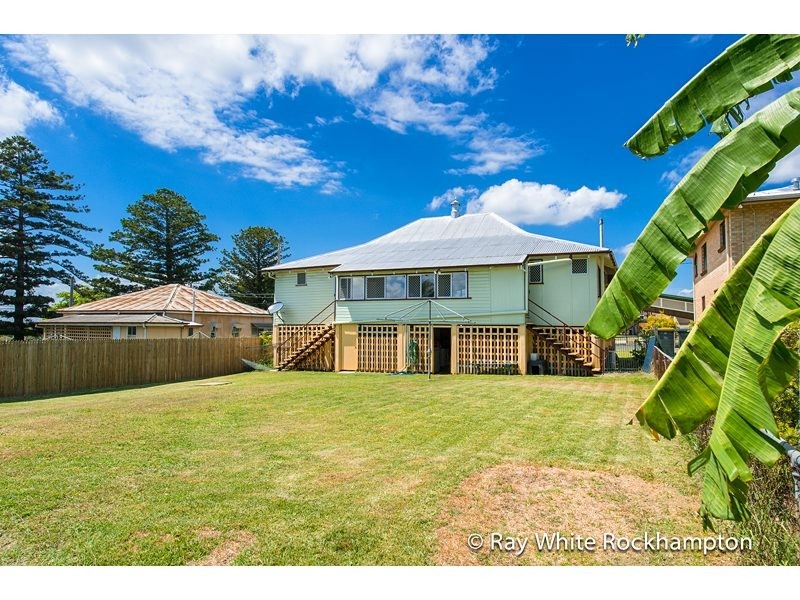 10 Ward Street, The Range QLD 4700