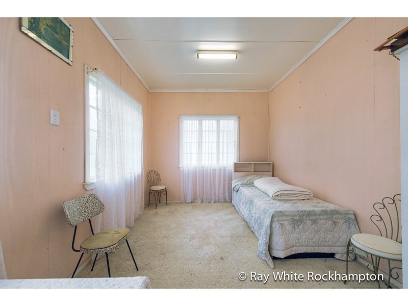 71 Charles Street, Berserker QLD 4701