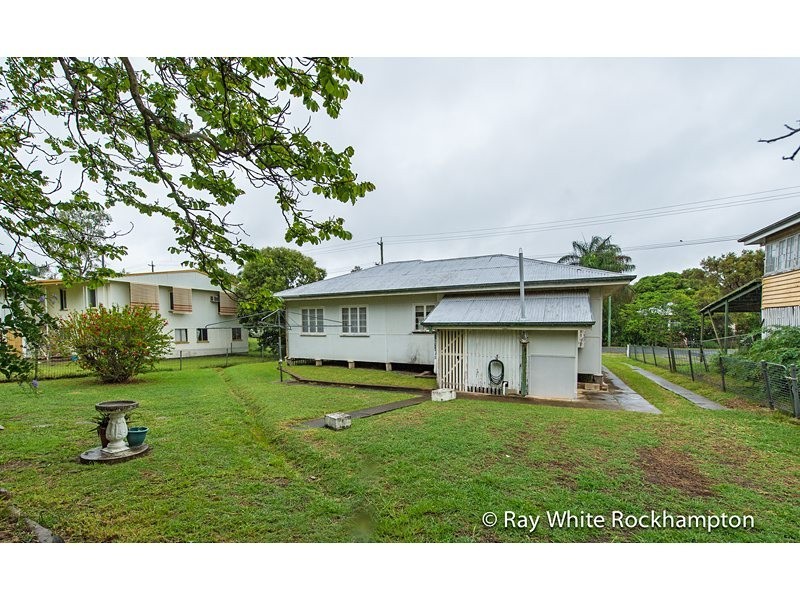 71 Charles Street, Berserker QLD 4701