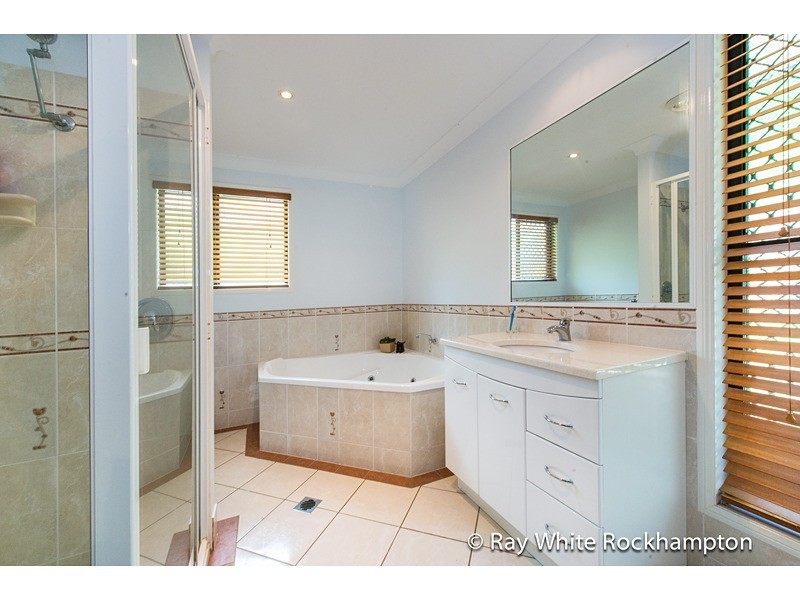 26 Archer View Terrace, Frenchville QLD 4701