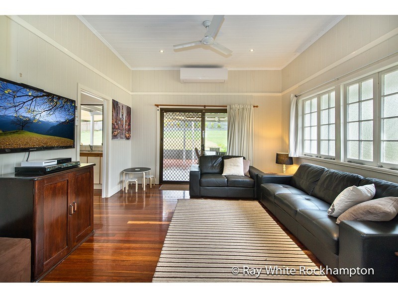 39 Mary Street, The Range QLD 4700