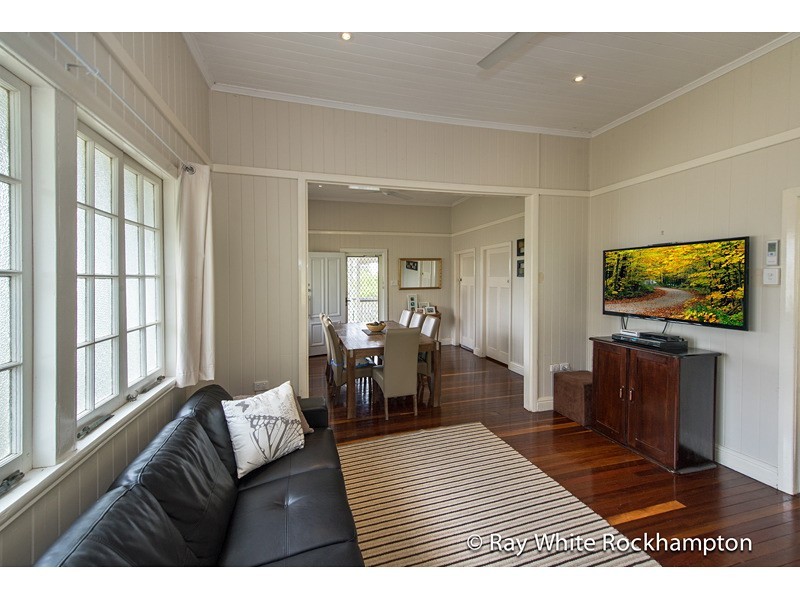 39 Mary Street, The Range QLD 4700