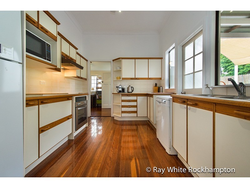 39 Mary Street, The Range QLD 4700