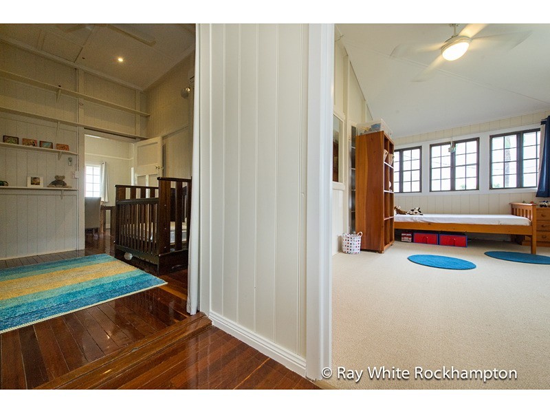 39 Mary Street, The Range QLD 4700