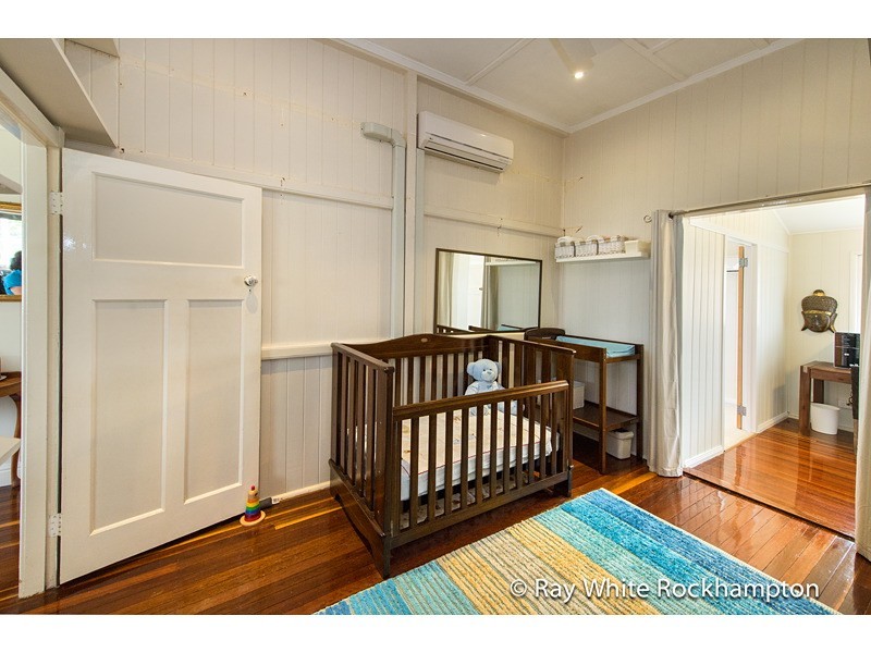 39 Mary Street, The Range QLD 4700