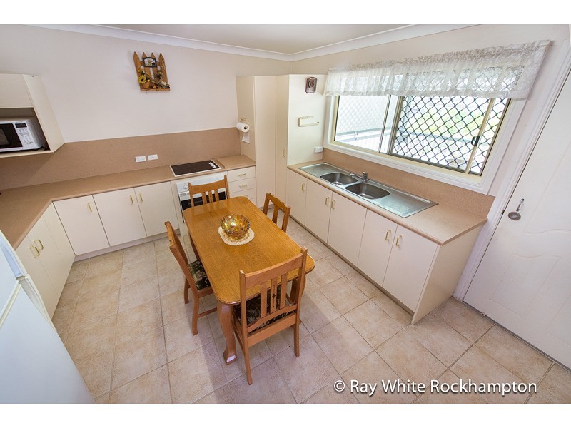 99 West Street, Allenstown QLD 4700