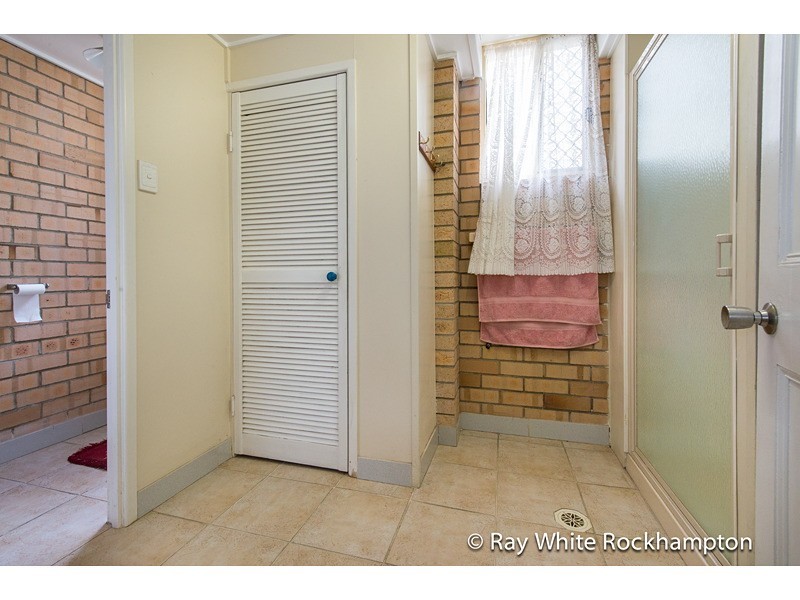 99 West Street, Allenstown QLD 4700