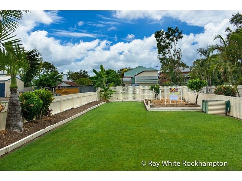 99 West Street, Allenstown QLD 4700