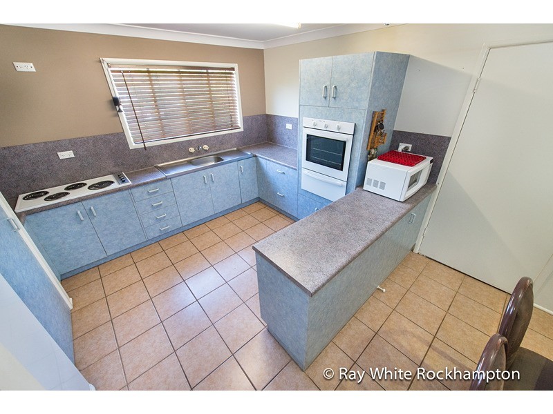 15 Macarthur Street, Koongal QLD 4701