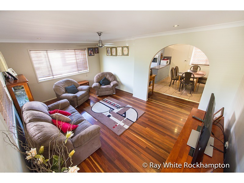 15 Macarthur Street, Koongal QLD 4701