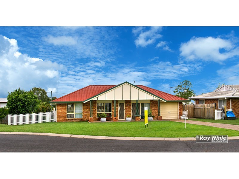 8 Ames Street, Kawana QLD 4701