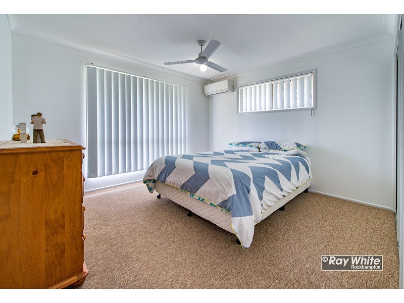 8 Ames Street, Kawana QLD 4701