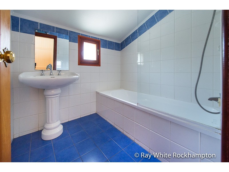 18 Mansfield Street, Wandal QLD 4700