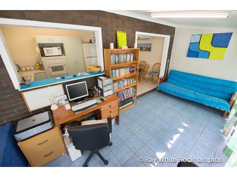 114 Fons Drive, Glendale QLD 4711