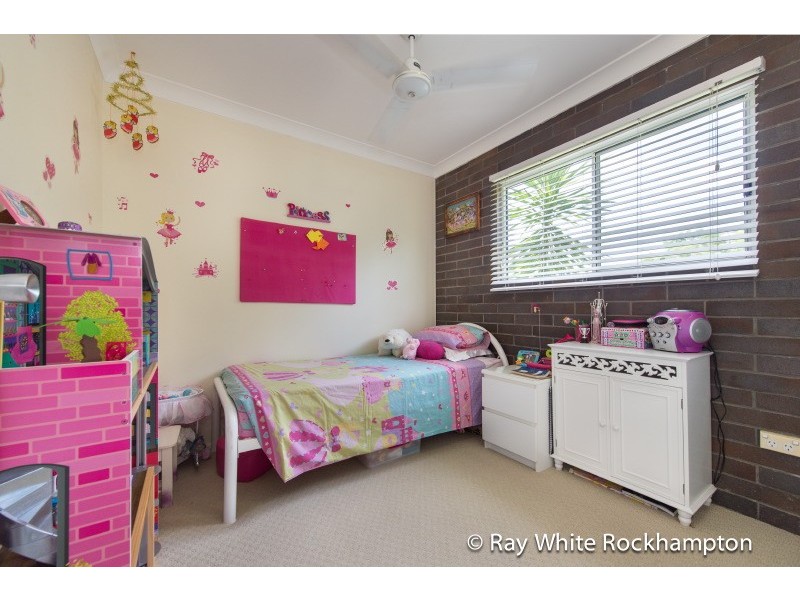 114 Fons Drive, Glendale QLD 4711