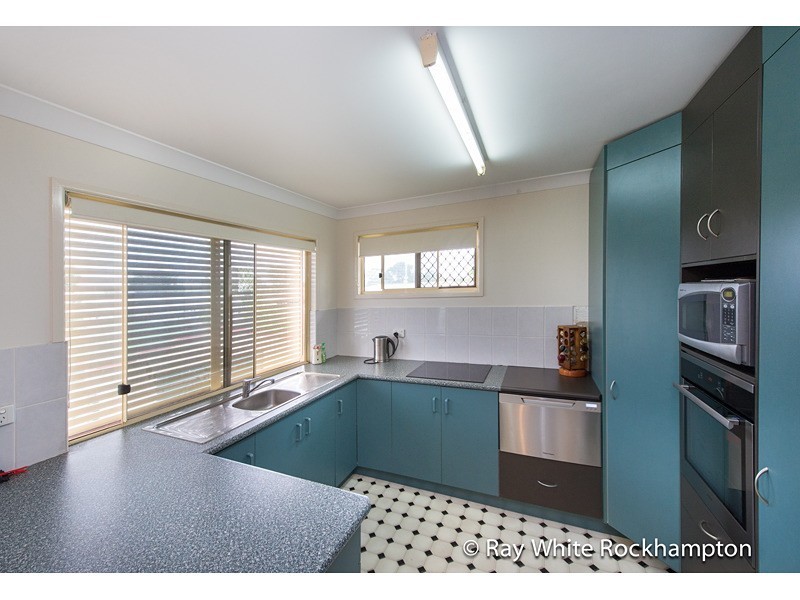 16 Stover Street, Gracemere QLD 4702