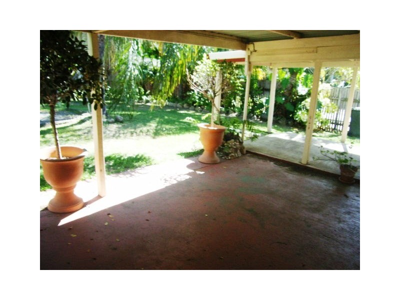 18 Mansfield Street, Wandal QLD 4700