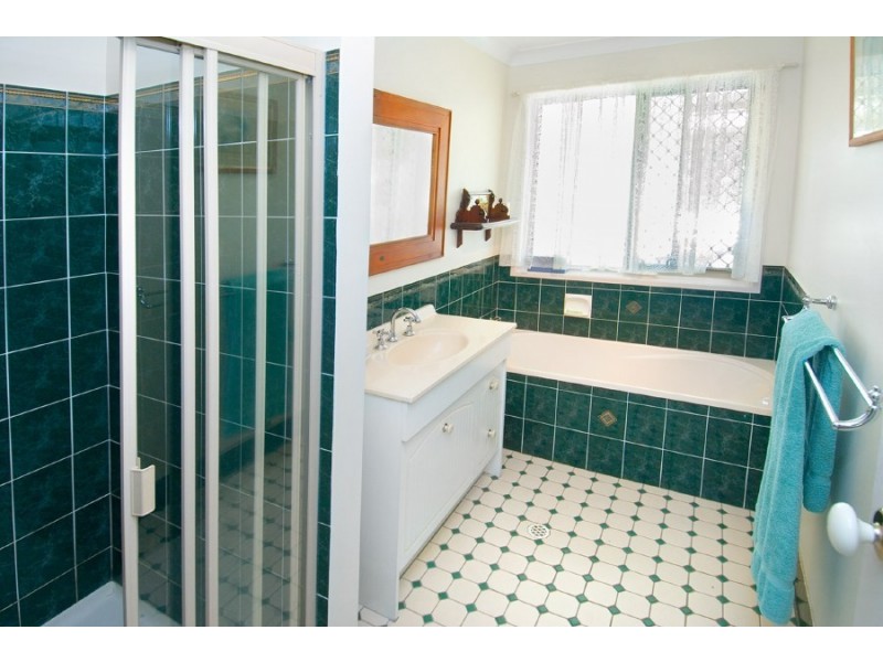 19 Price Drive, Glenlee QLD 4711