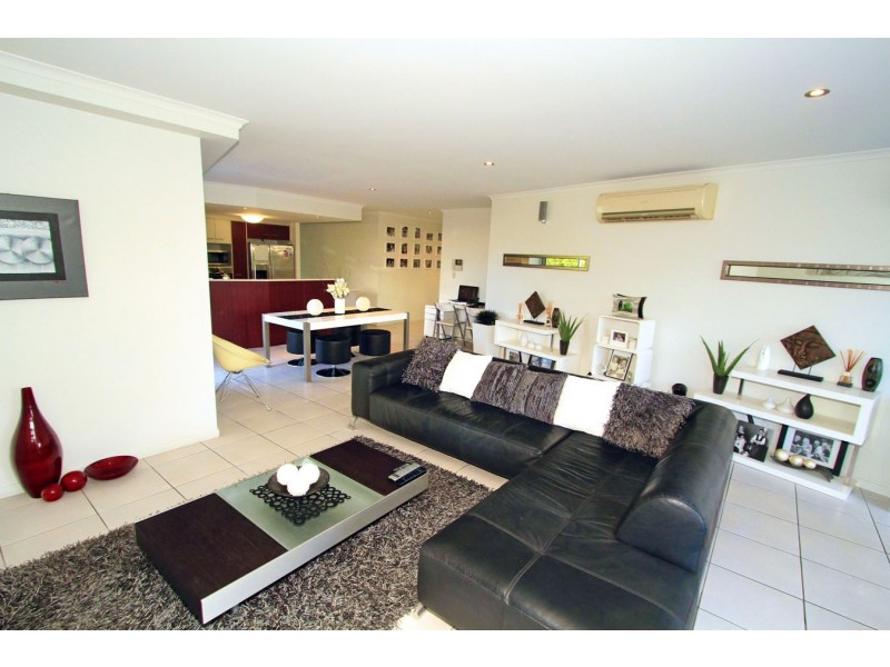 103/6-8 Victoria Parade, Rockhampton City QLD 4700