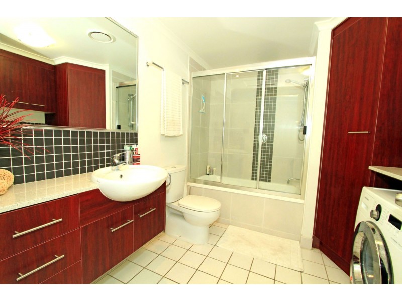 103/6-8 Victoria Parade, Rockhampton City QLD 4700
