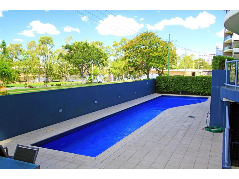 103/6-8 Victoria Parade, Rockhampton City QLD 4700