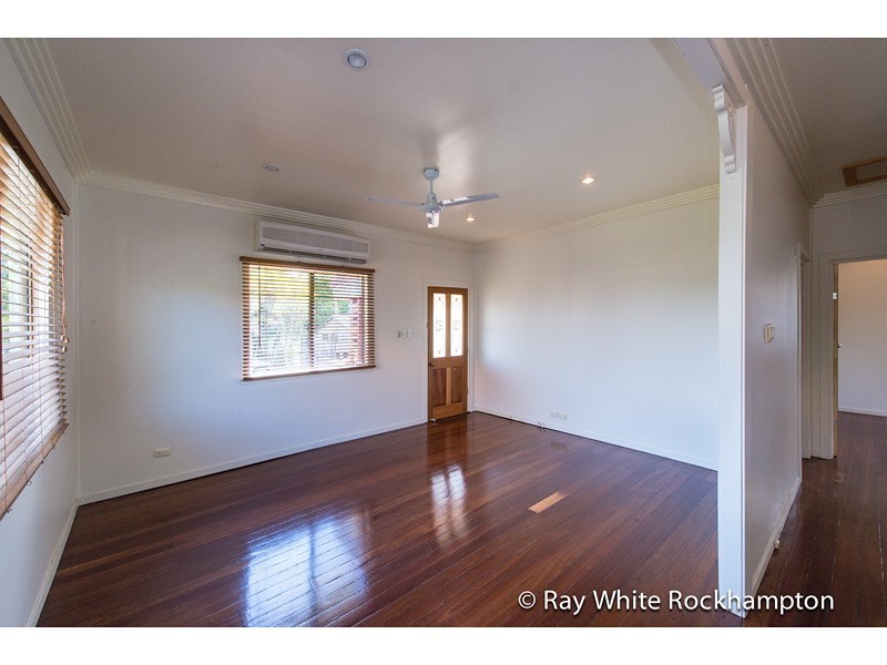 12 Underwood Street, Park Avenue QLD 4701