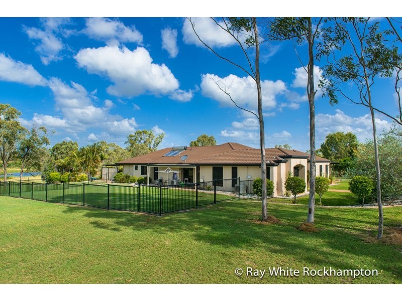 89 Julie Anne Drive, Glendale QLD 4711