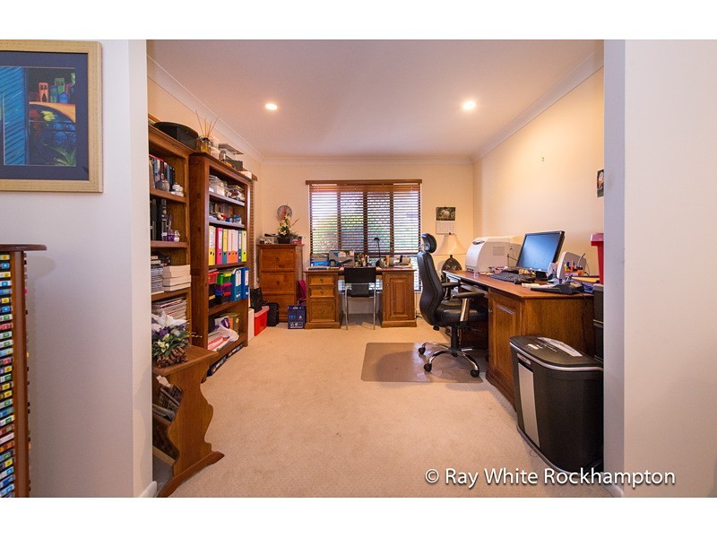 89 Julie Anne Drive, Glendale QLD 4711