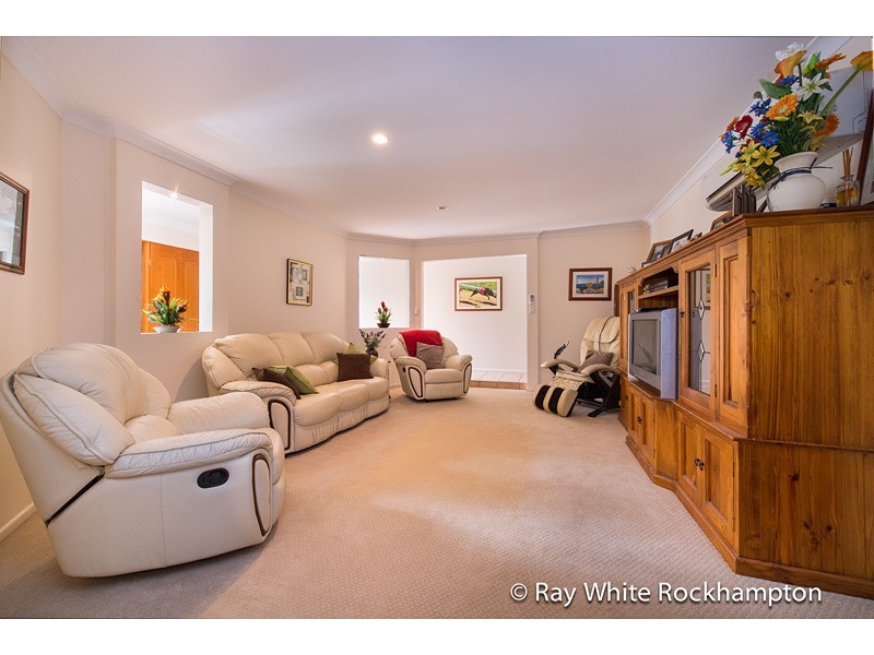 89 Julie Anne Drive, Glendale QLD 4711