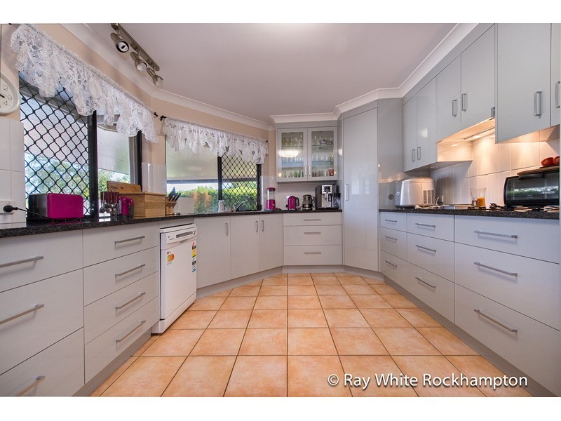 89 Julie Anne Drive, Glendale QLD 4711