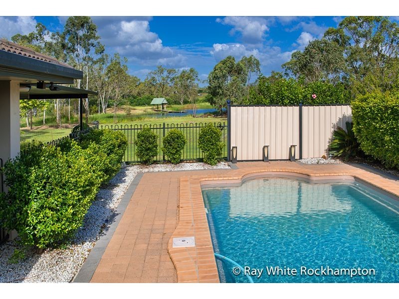 89 Julie Anne Drive, Glendale QLD 4711