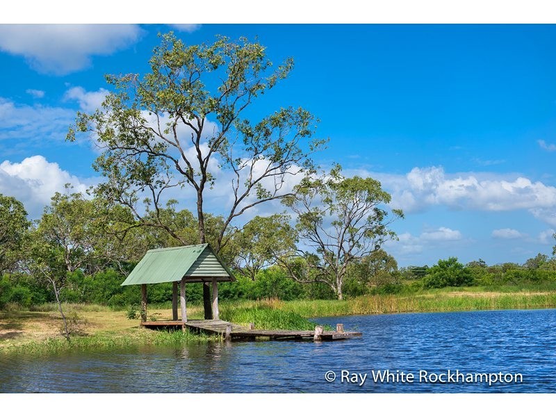 89 Julie Anne Drive, Glendale QLD 4711