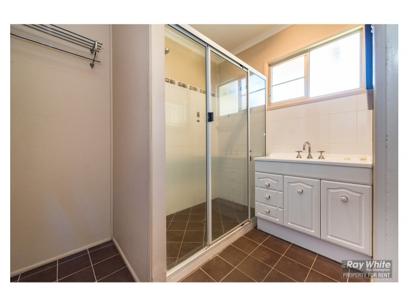 48 Rice Street, Park Avenue QLD 4701