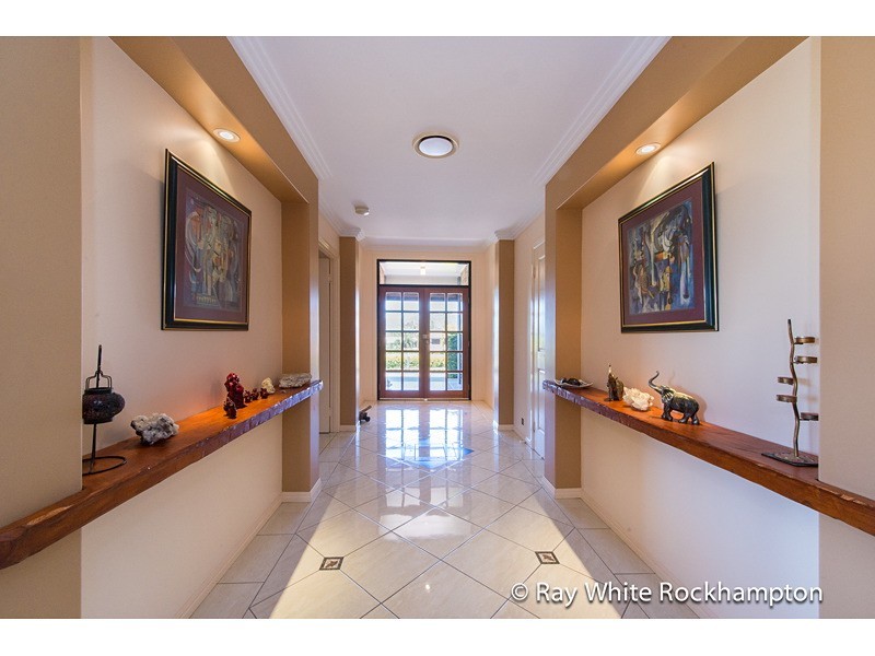 10 Rebecca Close, Rockyview QLD 4701