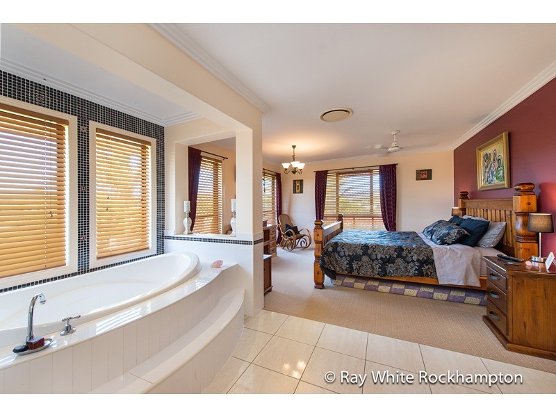 10 Rebecca Close, Rockyview QLD 4701