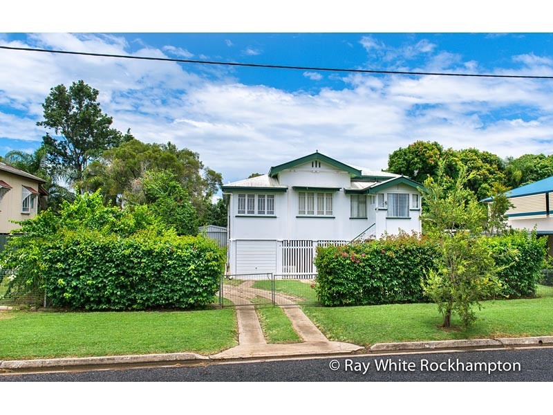 6 Medcraf Street, Park Avenue QLD 4701