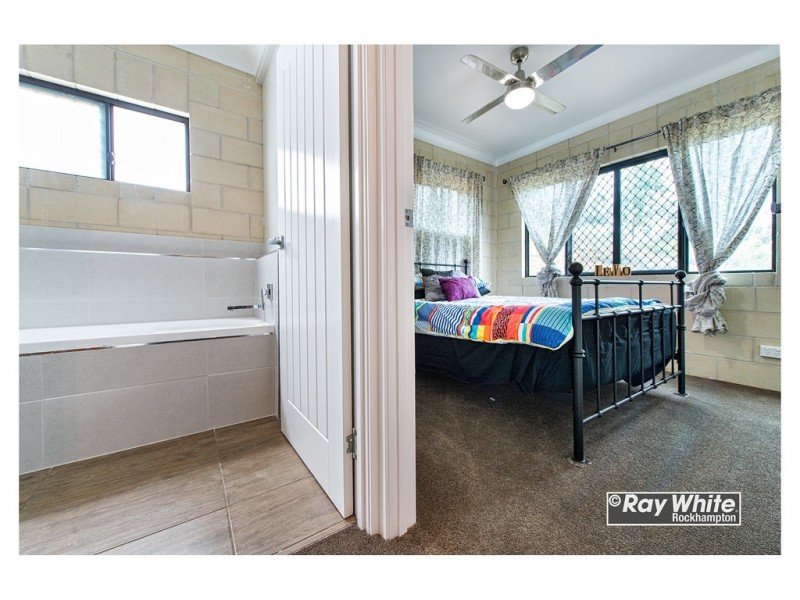 138 Constance Avenue, Rockyview QLD 4701