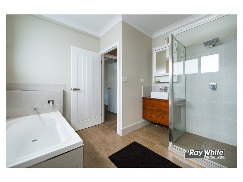 138 Constance Avenue, Rockyview QLD 4701