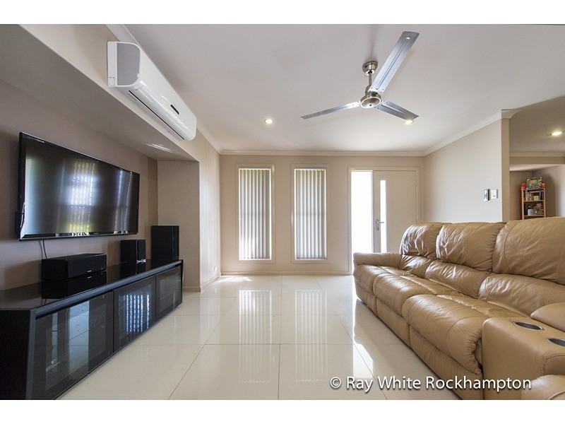 15 Cunningham Court, Gracemere QLD 4702