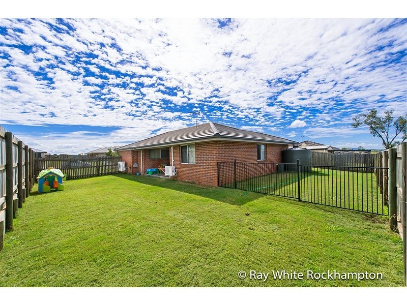15 Cunningham Court, Gracemere QLD 4702