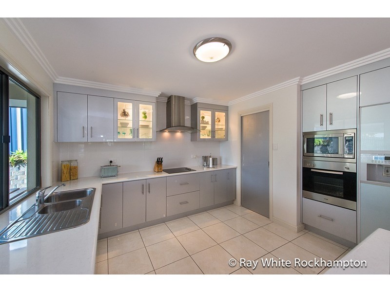 23 Connemara Drive, Kawana QLD 4701